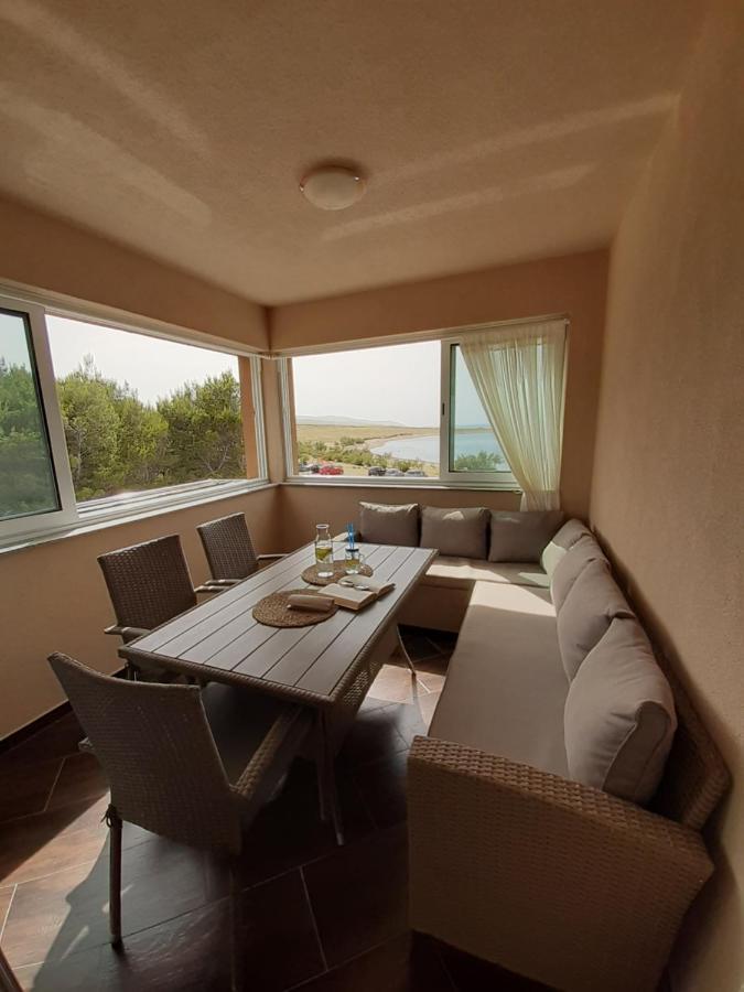 Apartment Dinko Рованьска Экстерьер фото